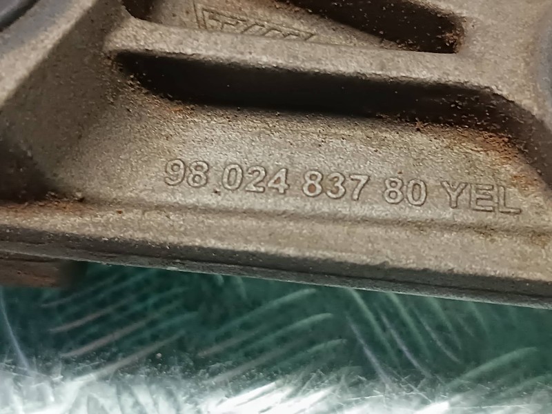 Recambio de soporte motor trasero para opel crossland x referencia OEM IAM 9802483780 9673005780 