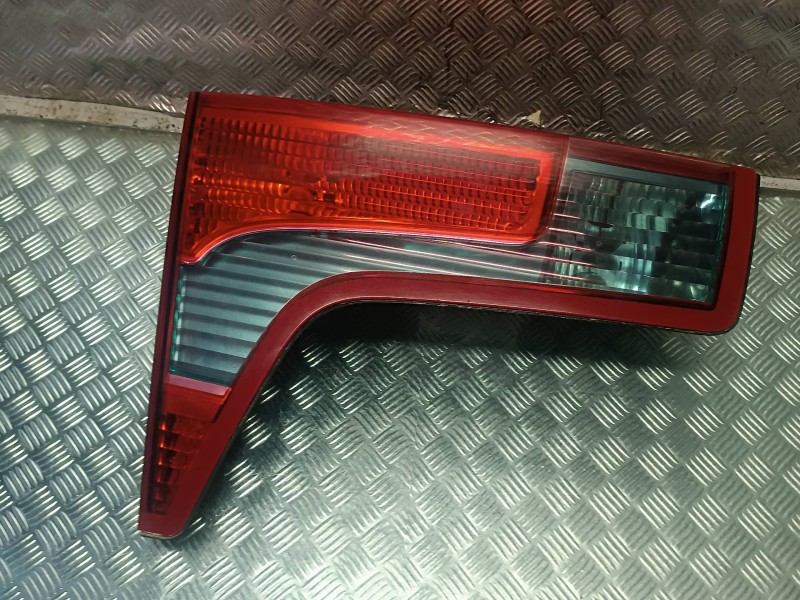 Recambio de piloto trasero izquierdo interior para citroen c5 berlina referencia OEM IAM 89032711  