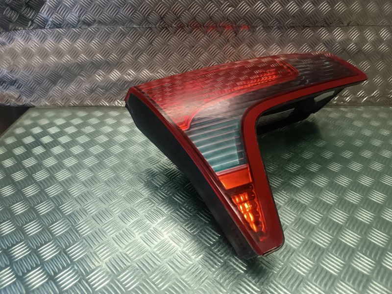 Recambio de piloto trasero izquierdo interior para citroen c5 berlina referencia OEM IAM 89032711  