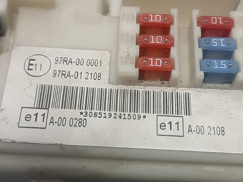 Recambio de caja reles / fusibles para ford focus lim. (cb4) referencia OEM IAM 7M5T14A073BE 97RA000001 9K74408