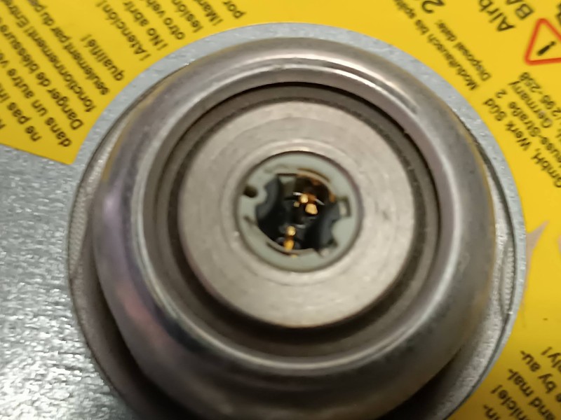 Recambio de airbag delantero izquierdo para ford fiesta berlina referencia OEM IAM B042B85BAYYEC  