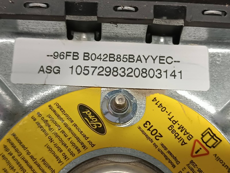 Recambio de airbag delantero izquierdo para ford fiesta berlina referencia OEM IAM B042B85BAYYEC  