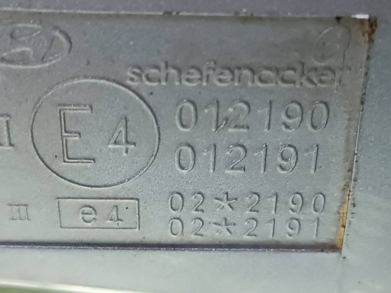 Recambio de retrovisor izquierdo para hyundai getz (tb) referencia OEM IAM 012190 012191 ELECTRICO