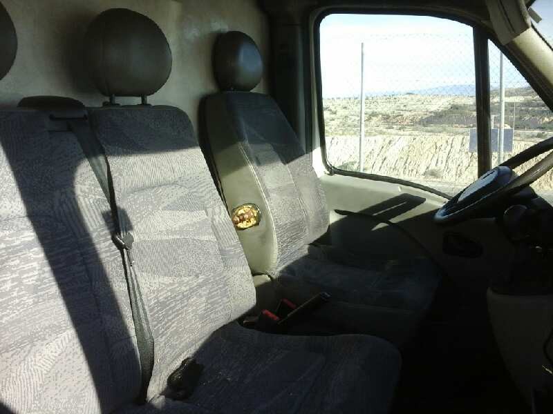 renault master ii phase 2 caja cerrada del año 2003