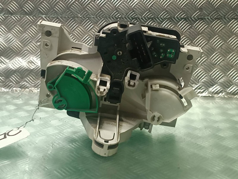 Recambio de mando calefaccion / aire acondicionado para dacia logan referencia OEM IAM 69577008 69577309 VALEO