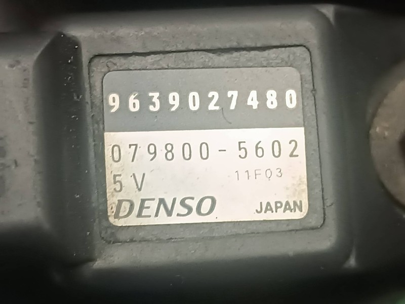 Recambio de caudalimetro para citroen c5 break referencia OEM IAM 9639027480 0798005602 DENSO