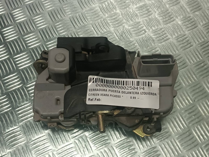 Recambio de cerradura puerta delantera izquierda para citroen xsara picasso referencia OEM IAM  CONECTOR 6 PINES ELECTRICA