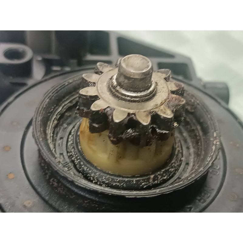 Recambio de motor elevalunas delantero derecho para ford focus lim. (cb4) referencia OEM IAM 4M5T14553 0130822216 995209102