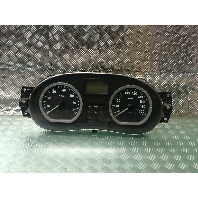 Recambio de cuadro instrumentos para dacia logan referencia OEM IAM 8200377739 216774992 