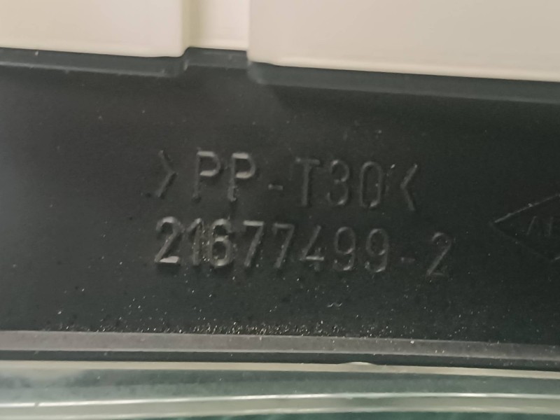 Recambio de cuadro instrumentos para dacia logan referencia OEM IAM 8200377739 216774992 