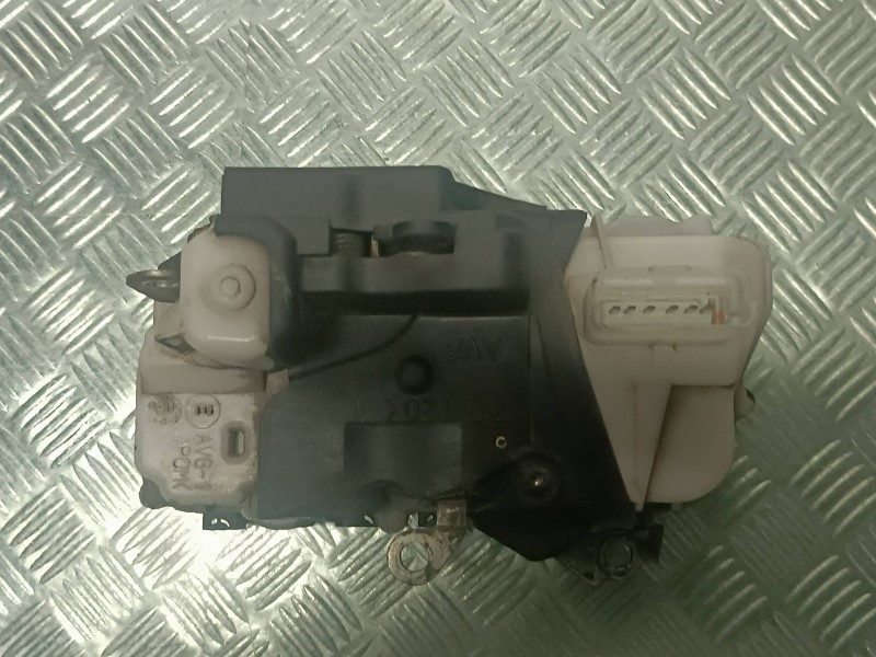 Recambio de cerradura puerta delantera izquierda para citroen c5 berlina referencia OEM IAM  CONECTOR 6 PINES ELECTRICA