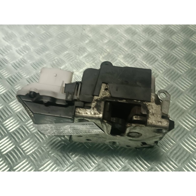 Recambio de cerradura puerta delantera izquierda para citroen c5 berlina referencia OEM IAM  CONECTOR 6 PINES ELECTRICA