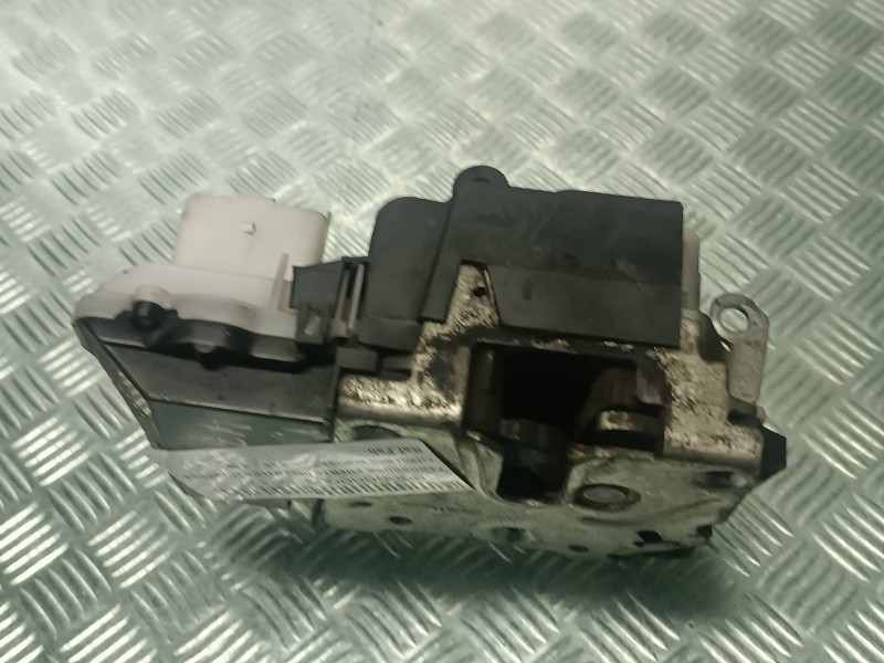 Recambio de cerradura puerta delantera izquierda para citroen c5 berlina referencia OEM IAM  CONECTOR 6 PINES ELECTRICA