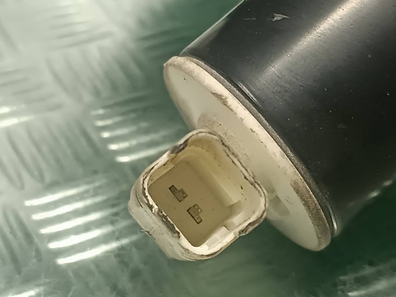 Recambio de piloto trasero derecho interior para nissan qashqai (j10) referencia OEM IAM 89071064  