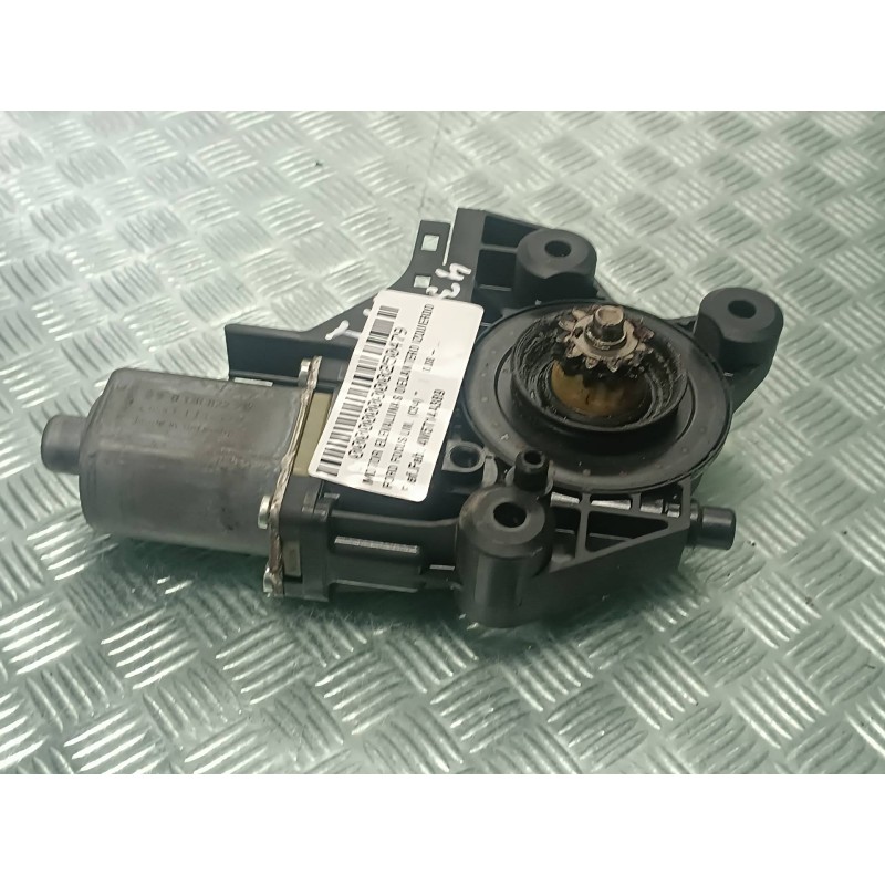 Recambio de motor elevalunas delantero izquierdo para ford focus lim. (cb4) referencia OEM IAM 4M5T14A389 0130822217 