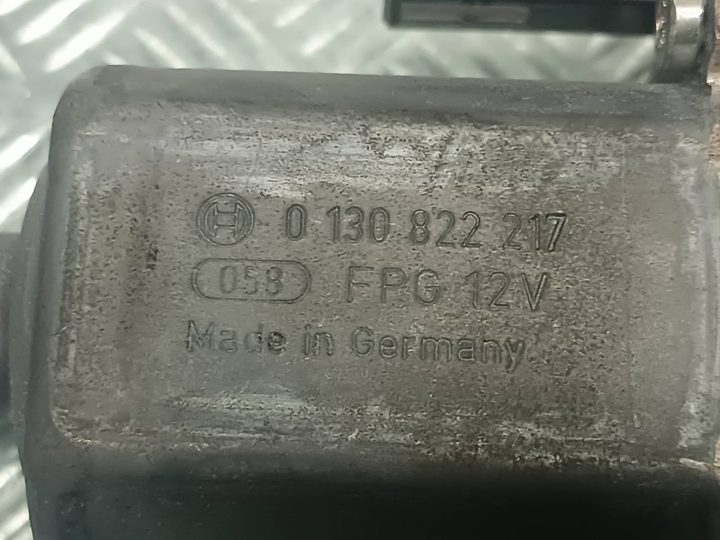 Recambio de motor elevalunas delantero izquierdo para ford focus lim. (cb4) referencia OEM IAM 4M5T14A389 0130822217 