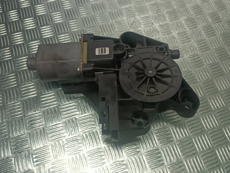 Recambio de motor elevalunas delantero izquierdo para ford focus lim. (cb4) referencia OEM IAM 4M5T14A389 0130822217 