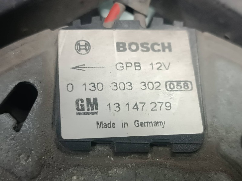 Recambio de electroventilador para opel zafira b enjoy referencia OEM IAM 13132559 130303960 BOSCH