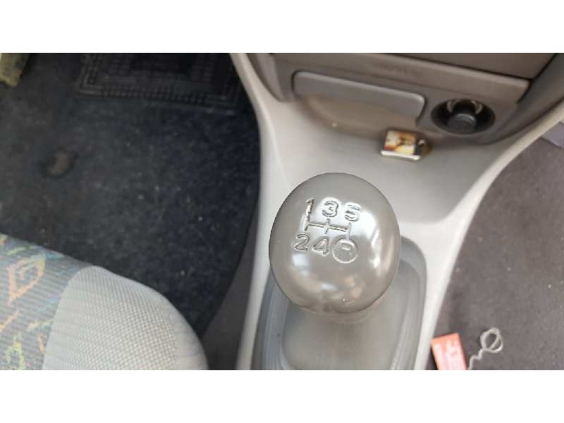 toyota corolla (e11) del año 1998