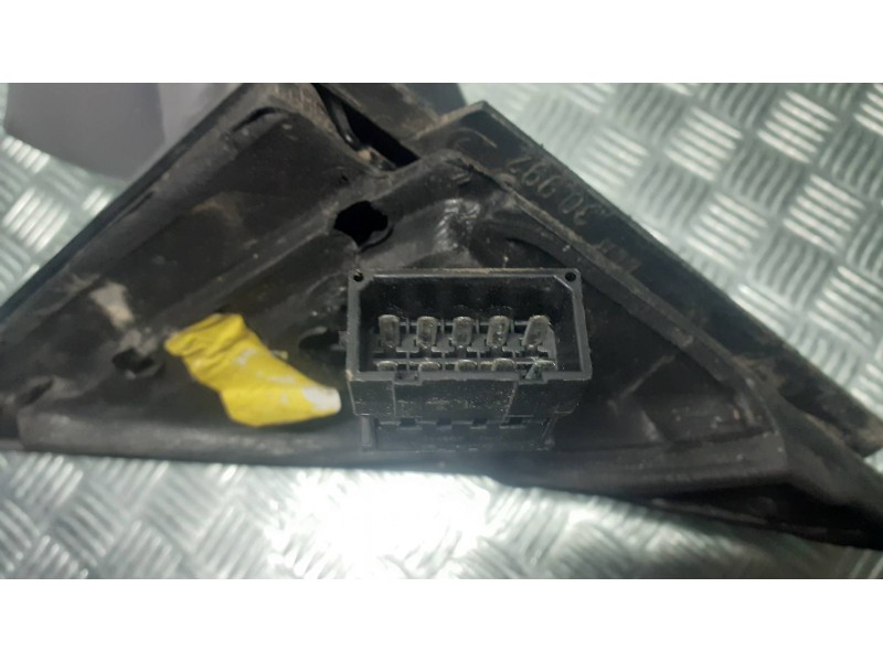 Recambio de retrovisor derecho para audi a6 berlina (4b2) referencia OEM IAM 32296  ELECTRICO
