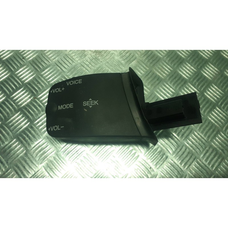 Recambio de mando volante para ford focus lim. (cb4) referencia OEM IAM 3M5T14K147E  