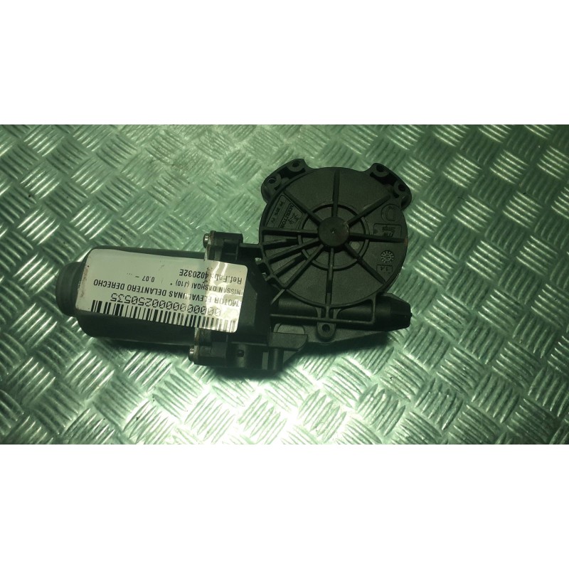 Recambio de motor elevalunas delantero derecho para nissan qashqai (j10) referencia OEM IAM 402032E  CONECTOR 2 PINES