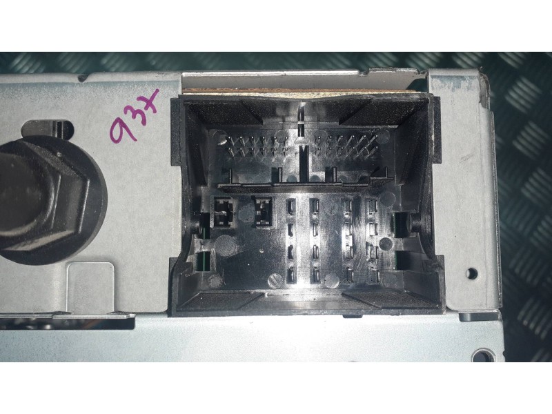 Recambio de sistema audio / radio cd para ford focus lim. (cb4) referencia OEM IAM VP6M2F18C821AG 7M5T18C939EE 