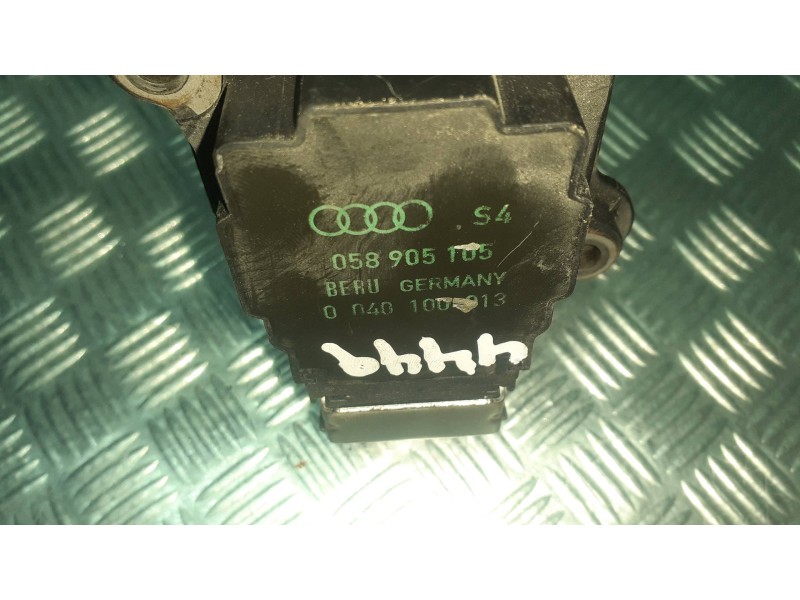 Recambio de bobina encendido para audi a6 berlina (4b2) referencia OEM IAM 058905105 0040100013 CONECTOR 3 PINES