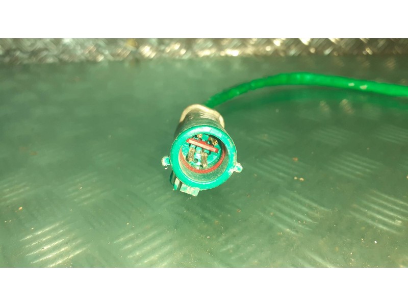 Recambio de sonda lambda para ford fiesta berlina referencia OEM IAM 98AB9F472BB  CONECTOR 4 PINES