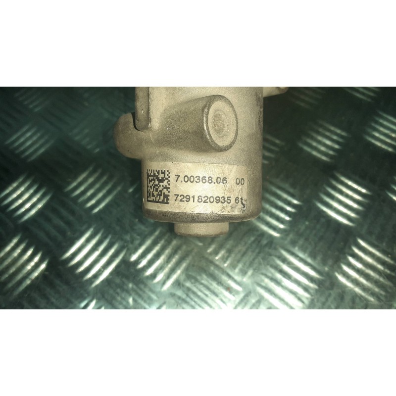 Recambio de valvula egr para renault clio ii fase ii (b/cb0) authentique referencia OEM IAM D501916000  7291820935