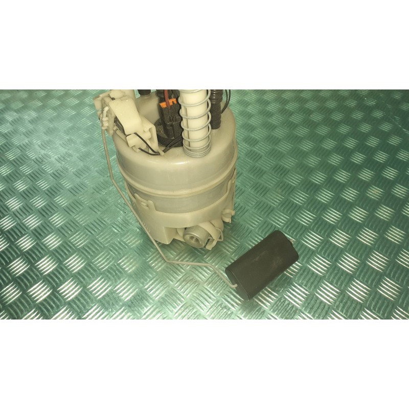 Recambio de aforador para nissan qashqai (j10) referencia OEM IAM AR0152780 4 PINES AFORADOR BOMBA