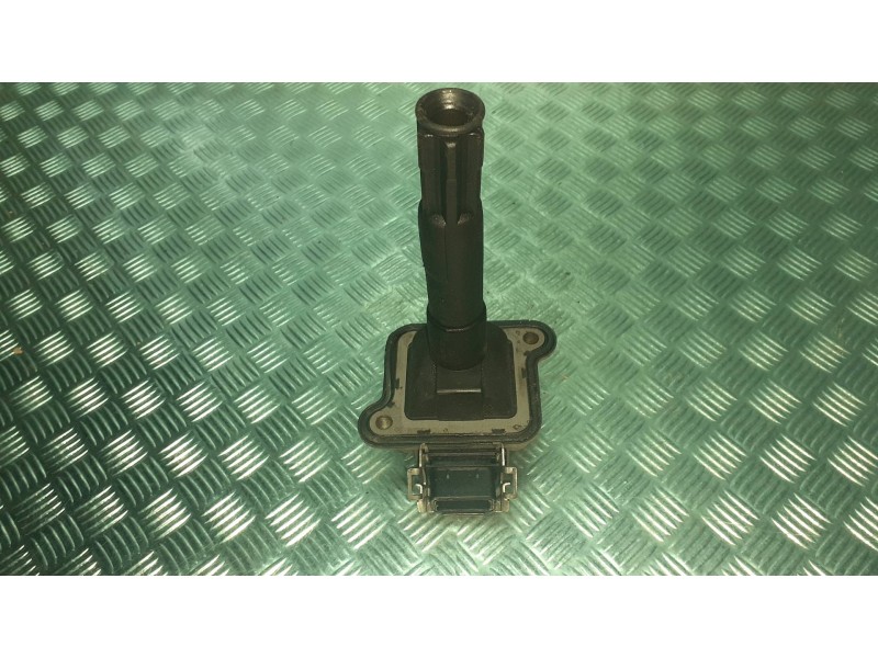 Recambio de bobina encendido para audi a6 berlina (4b2) referencia OEM IAM 058905105 0040100013 CONECTOR 3 PINES