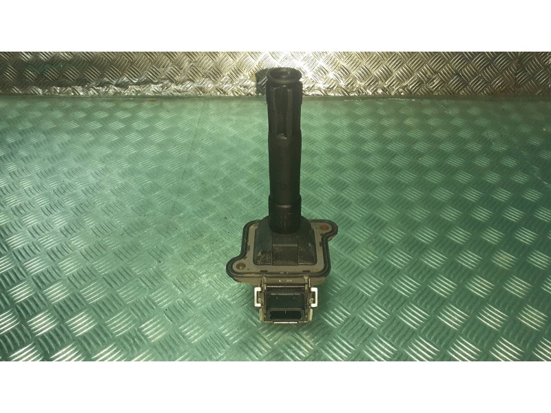 Recambio de bobina encendido para audi a6 berlina (4b2) referencia OEM IAM 058905105 0040100013 CONECTOR 3 PINES
