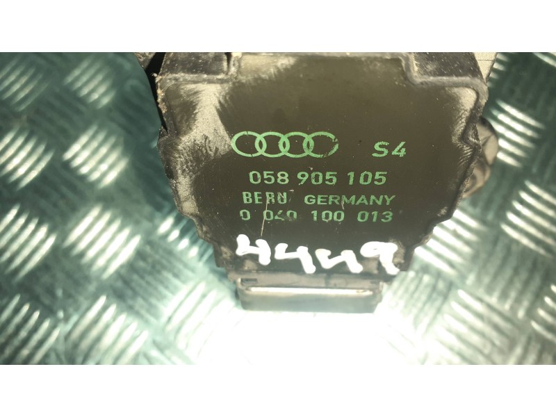 Recambio de bobina encendido para audi a6 berlina (4b2) referencia OEM IAM 058905105 0040100013 CONECTOR 3 PINES
