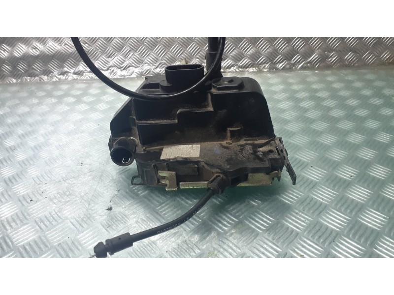 Recambio de cerradura puerta delantera derecha para renault megane ii classic berlina referencia OEM IAM   ELECTRICA