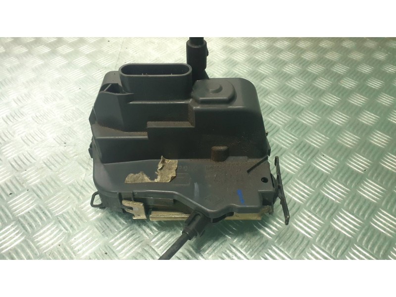 Recambio de cerradura puerta trasera derecha para renault megane ii classic berlina referencia OEM IAM   ELECTRICA