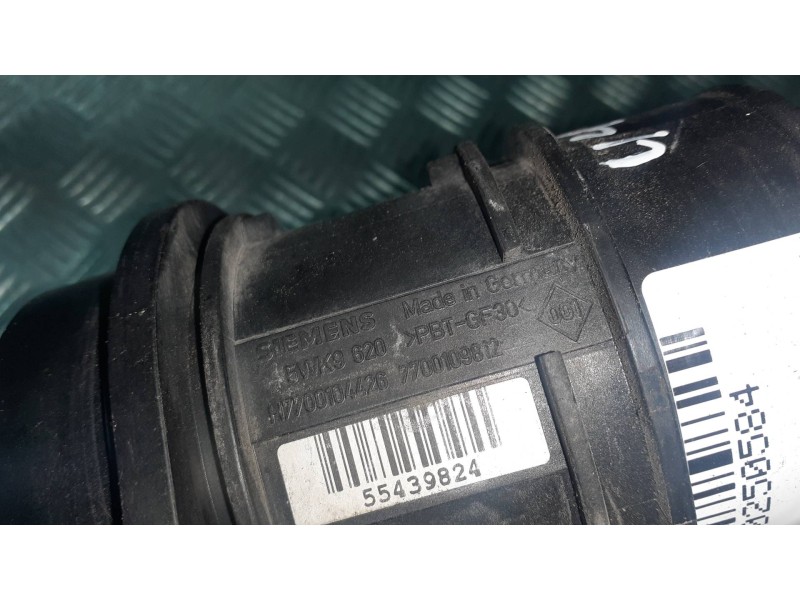 Recambio de caudalimetro para renault megane ii classic berlina referencia OEM IAM 5WK9620 H7700104426 SIEMENS