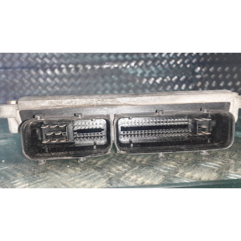 Recambio de centralita motor uce para volkswagen golf iv berlina (1j1) referencia OEM IAM 036906034DR 3CV05ET8C MAGNETI MARELLI