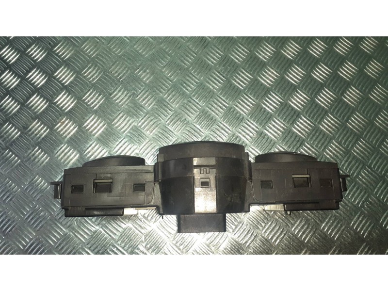 Recambio de mando climatizador para renault megane ii classic berlina referencia OEM IAM 8200344840 69340021 030985Z