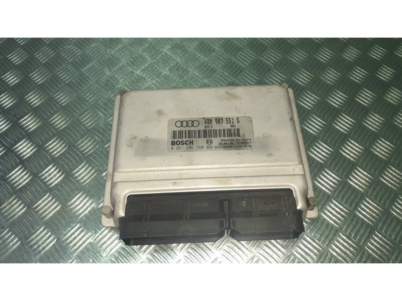 Recambio de centralita motor uce para audi a6 berlina (4b2) referencia OEM IAM 4B0907551G 0261206380 BOSCH