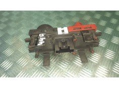 Recambio de warning para renault megane ii classic berlina referencia OEM IAM 8200095493 8200109723 8200107808 2