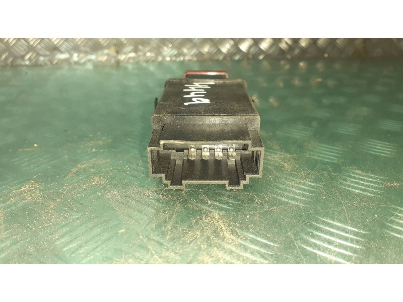 Recambio de warning para audi a6 berlina (4b2) referencia OEM IAM 4B0941509C  