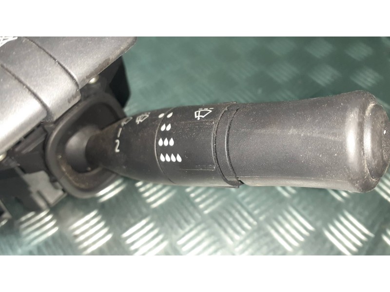 Recambio de mando multifuncion para renault megane ii classic berlina referencia OEM IAM 61835908 820021646520B4 618300034