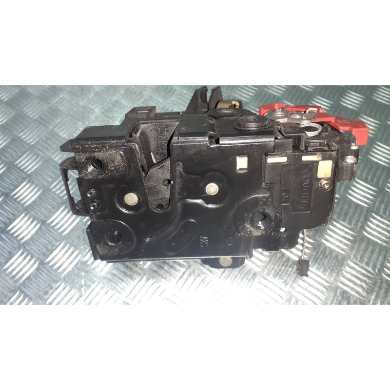 Recambio de cerradura puerta trasera izquierda para volkswagen golf v berlina (1k1) gt sport referencia OEM IAM 7L0839016  