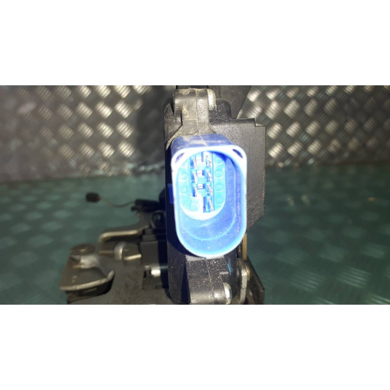 Recambio de cerradura puerta trasera izquierda para volkswagen golf v berlina (1k1) gt sport referencia OEM IAM 7L0839016  