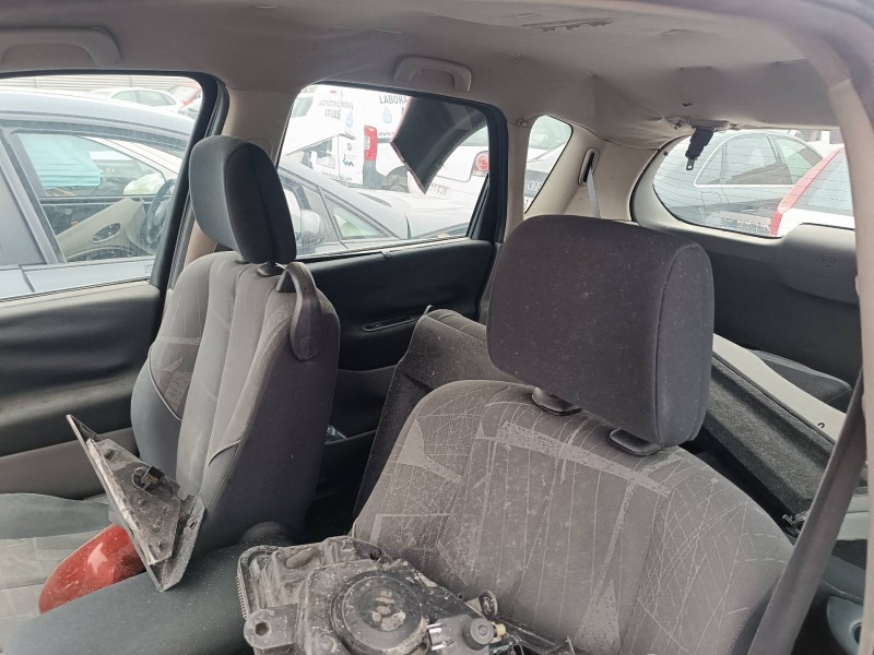 renault scenic ii del año 2005