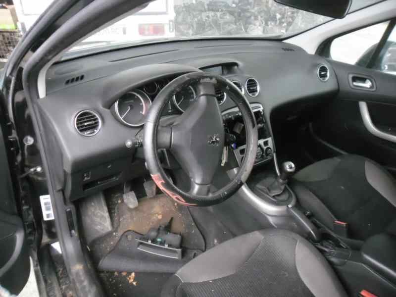 peugeot 308 del año 2008