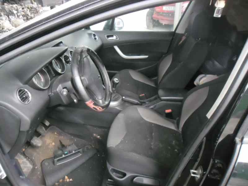 peugeot 308 del año 2008