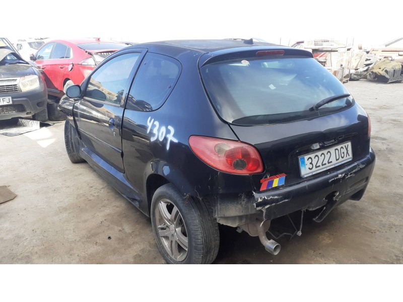 peugeot 206 berlina del año 2005