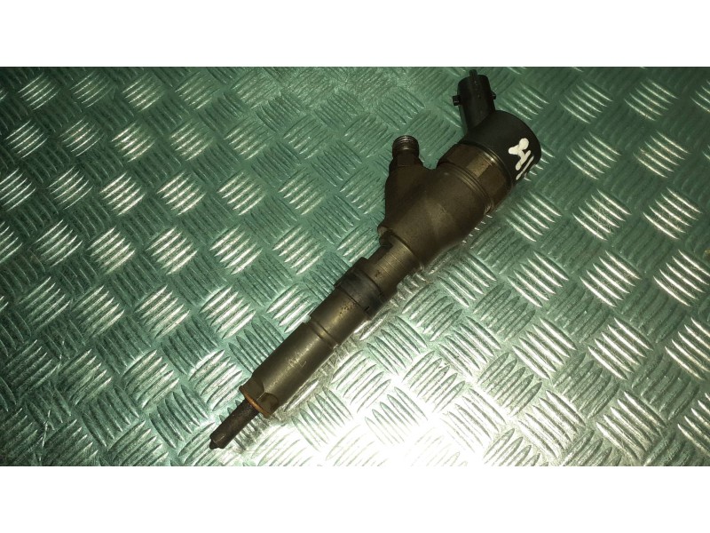 Recambio de inyector para citroen xsara picasso 2.0 hdi sx referencia OEM IAM 0445110076 9653594280 BOSCH